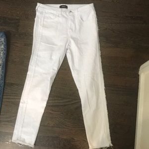 Size 28 white vervet jeans